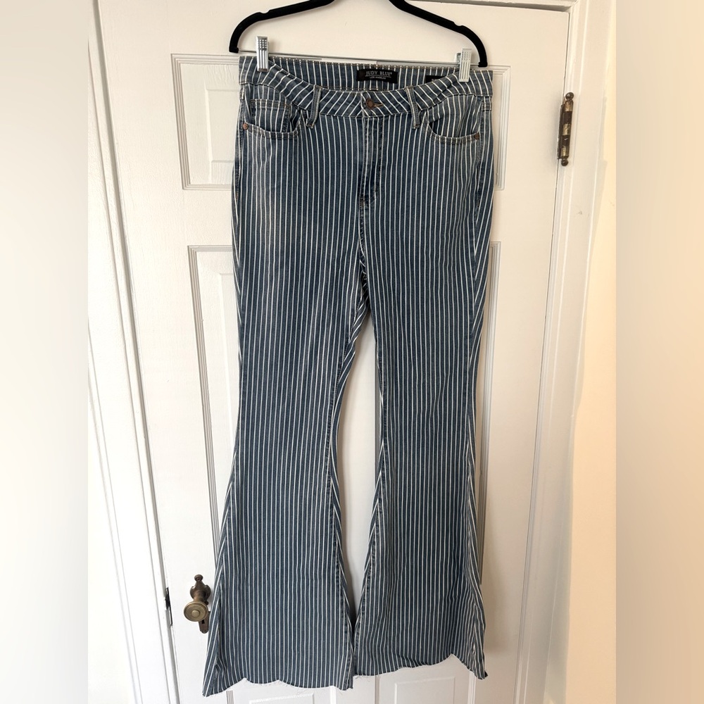 Judy Blue striped jeans